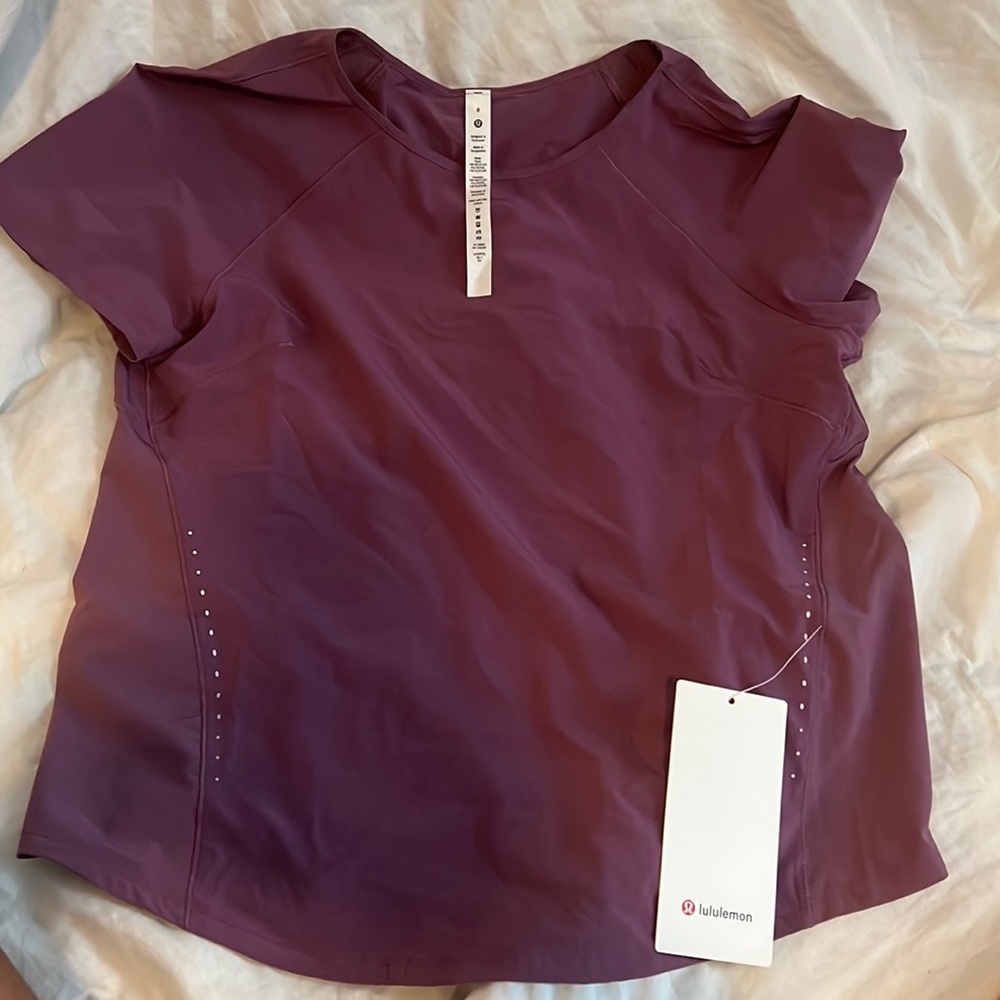 lululemon Lihgteigt stretch run short sleeve